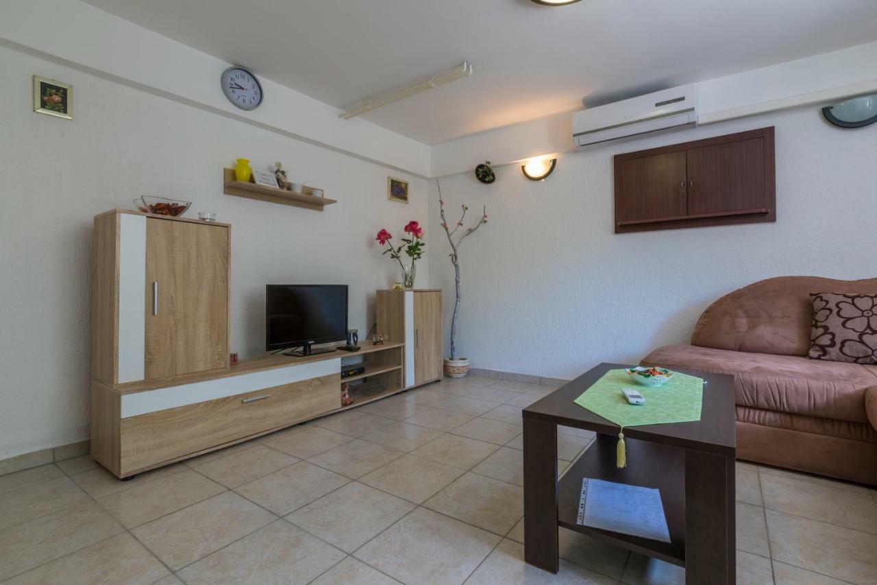 Apartments Marica Novi Vinodolski Buitenkant foto